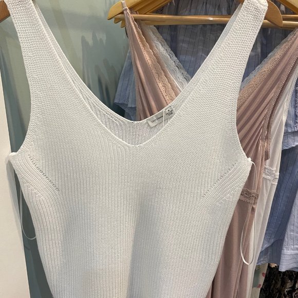 Lisette Tank - Picture 3 of 3